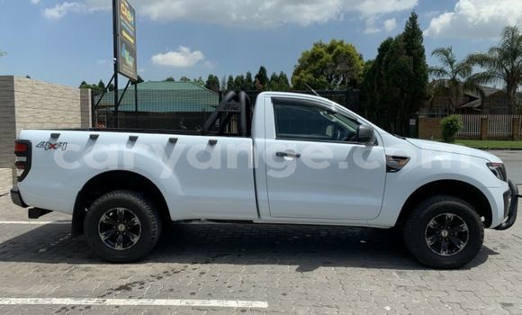 Buy Used Ford Ranger White Car in Karasburg in Karas Buy Used Ford Ranger White Car in Karasburg in Karas