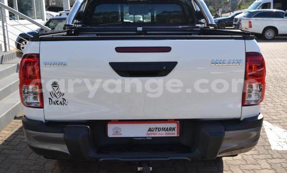 Buy Used Toyota Hilux White Car in Windhoek in Namibia Buy Used Toyota Hilux White Car in Windhoek in Namibia