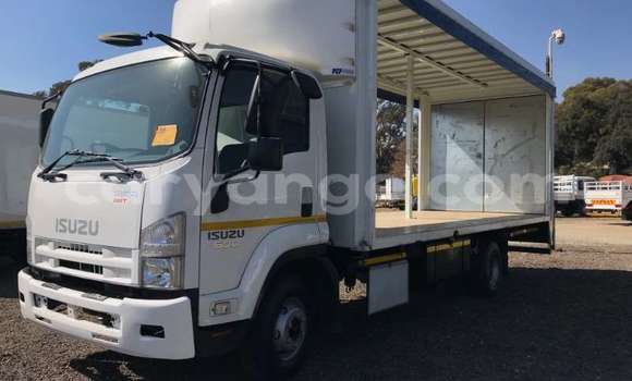 Buy Used Isuzu FTR 850 White Truck in Windhoek in Namibia Buy Used Isuzu FTR 850 White Truck in Windhoek in Namibia