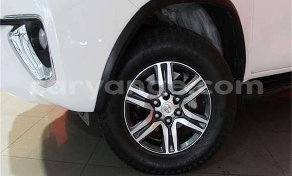 Buy Used Toyota Fortuner White Car in Windhoek in Namibia Buy Used Toyota Fortuner White Car in Windhoek in Namibia
