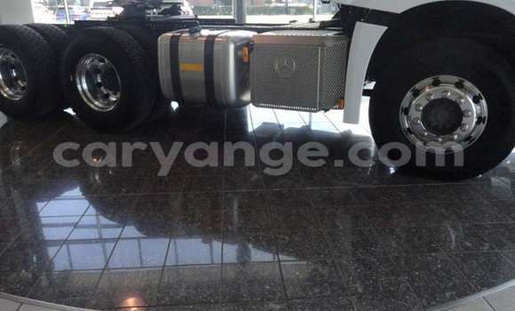 Buy Used Mercedes‒Benz 1722 White Truck in Windhoek in Namibia Buy Used Mercedes‒Benz 1722 White Truck in Windhoek in Namibia