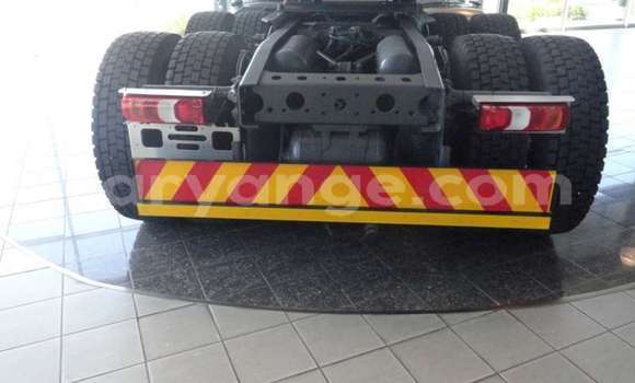 Buy Used Mercedes‒Benz 1722 White Truck in Windhoek in Namibia Buy Used Mercedes‒Benz 1722 White Truck in Windhoek in Namibia