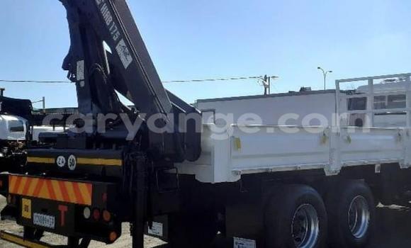 Buy Used Nissan UD White Truck in Grootfontein in Namibia Buy Used Nissan UD White Truck in Grootfontein in Namibia