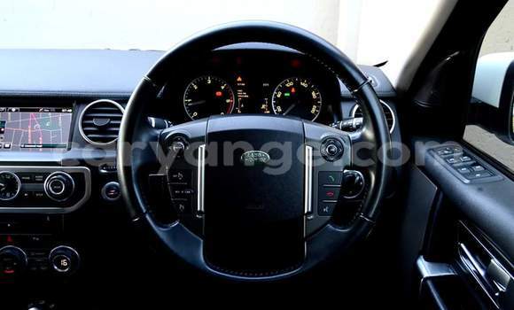 Buy Used Land Rover Discovery Sport White Car in Windhoek in Namibia Buy Used Land Rover Discovery Sport White Car in Windhoek in Namibia