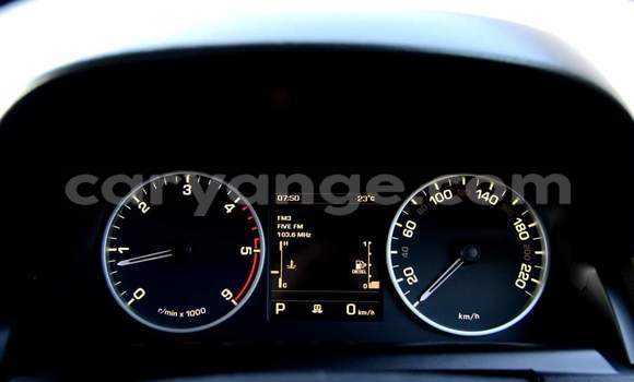 Buy Used Land Rover Discovery Sport White Car in Windhoek in Namibia Buy Used Land Rover Discovery Sport White Car in Windhoek in Namibia