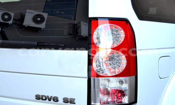 Buy Used Land Rover Discovery Sport White Car in Windhoek in Namibia Buy Used Land Rover Discovery Sport White Car in Windhoek in Namibia