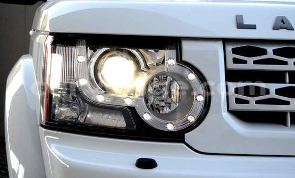 Buy Used Land Rover Discovery Sport White Car in Windhoek in Namibia Buy Used Land Rover Discovery Sport White Car in Windhoek in Namibia