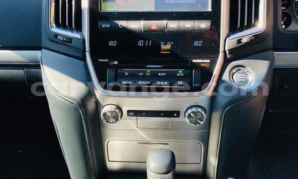 Acheter Occasion Voiture Toyota Land Cruiser Blanc à Windhoek, Namibie Acheter Occasion Voiture Toyota Land Cruiser Blanc à Windhoek, Namibie