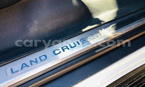 Acheter Occasion Voiture Toyota Land Cruiser Blanc à Windhoek, Namibie Acheter Occasion Voiture Toyota Land Cruiser Blanc à Windhoek, Namibie