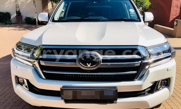 Acheter Occasion Voiture Toyota Land Cruiser Blanc à Windhoek, Namibie Acheter Occasion Voiture Toyota Land Cruiser Blanc à Windhoek, Namibie