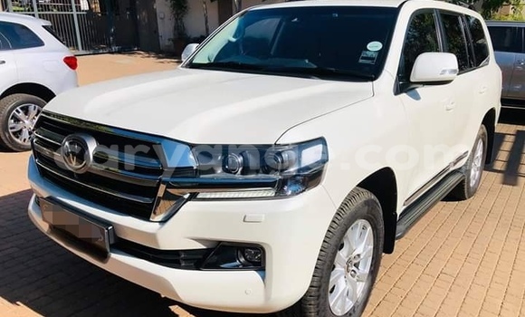 Acheter Occasion Voiture Toyota Land Cruiser Blanc à Windhoek, Namibie Acheter Occasion Voiture Toyota Land Cruiser Blanc à Windhoek, Namibie
