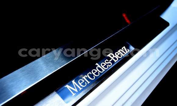 Buy Used Mercedes-Benz E–Class White Car in Grootfontein in Namibia Buy Used Mercedes-Benz E–Class White Car in Grootfontein in Namibia