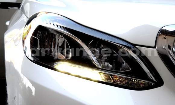 Buy Used Mercedes-Benz E–Class White Car in Grootfontein in Namibia Buy Used Mercedes-Benz E–Class White Car in Grootfontein in Namibia