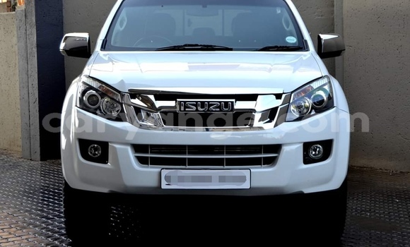 Buy Used Isuzu KB White Car in Grootfontein in Namibia Buy Used Isuzu KB White Car in Grootfontein in Namibia