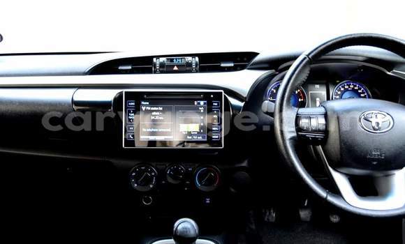Buy Used Toyota Hilux White Car in Windhoek in Namibia Buy Used Toyota Hilux White Car in Windhoek in Namibia