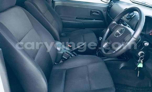 Buy Used Isuzu KB White Car in Windhoek in Namibia Buy Used Isuzu KB White Car in Windhoek in Namibia