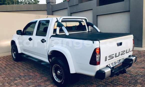 Buy Used Isuzu KB White Car in Windhoek in Namibia Buy Used Isuzu KB White Car in Windhoek in Namibia