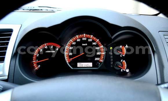 Acheter Occasion Voiture Toyota Hilux Blanc à Windhoek, Namibie Acheter Occasion Voiture Toyota Hilux Blanc à Windhoek, Namibie