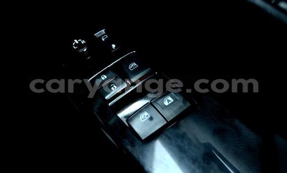 Acheter Occasion Voiture Toyota Hilux Blanc à Windhoek, Namibie Acheter Occasion Voiture Toyota Hilux Blanc à Windhoek, Namibie