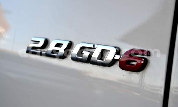 Acheter Occasion Voiture Toyota Hilux Blanc à Windhoek, Namibie Acheter Occasion Voiture Toyota Hilux Blanc à Windhoek, Namibie