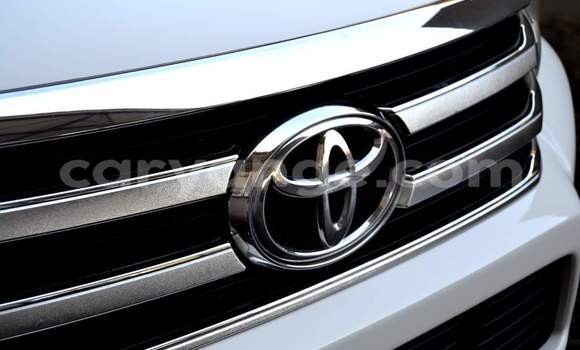 Acheter Occasion Voiture Toyota Hilux Blanc à Windhoek, Namibie Acheter Occasion Voiture Toyota Hilux Blanc à Windhoek, Namibie