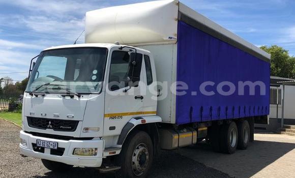 Buy Used Mitsubishi Van White Truck in Windhoek in Namibia