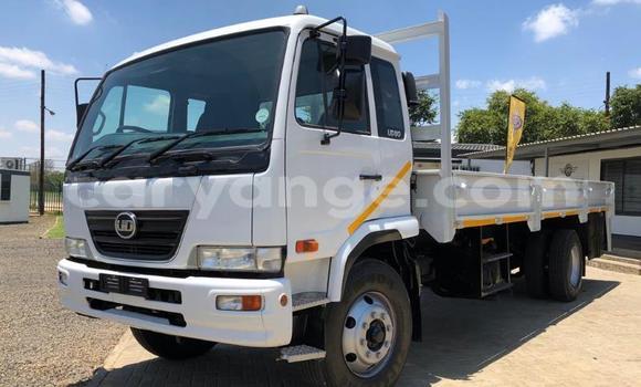 Buy Used Nissan UD White Truck in Windhoek in Namibia Buy Used Nissan UD White Truck in Windhoek in Namibia