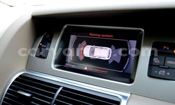 Acheter Occasion Voiture Audi Q7 Marron à Windhoek, Namibie Acheter Occasion Voiture Audi Q7 Marron à Windhoek, Namibie