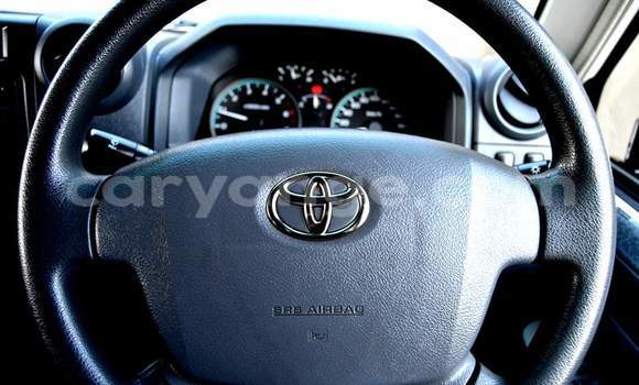 Buy Used Toyota Land Cruiser White Car in Windhoek in Namibia Buy Used Toyota Land Cruiser White Car in Windhoek in Namibia