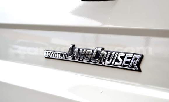 Buy Used Toyota Land Cruiser White Car in Windhoek in Namibia Buy Used Toyota Land Cruiser White Car in Windhoek in Namibia