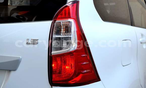 Buy Used Toyota Avanza White Car in Windhoek in Namibia Buy Used Toyota Avanza White Car in Windhoek in Namibia