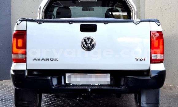 Buy Used Volkswagen Amarok White Car in Grootfontein in Namibia Buy Used Volkswagen Amarok White Car in Grootfontein in Namibia