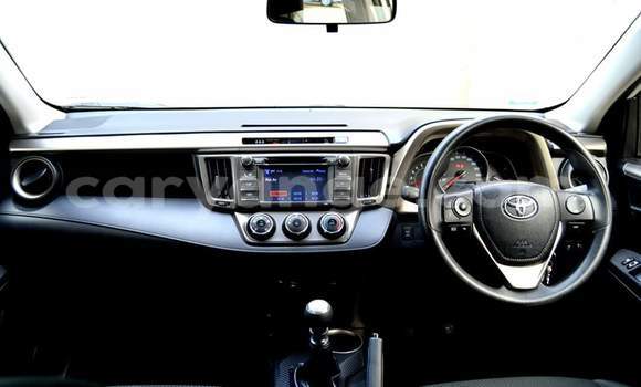 Acheter Occasion Voiture Toyota RAV4 Blanc à Windhoek, Namibie Acheter Occasion Voiture Toyota RAV4 Blanc à Windhoek, Namibie