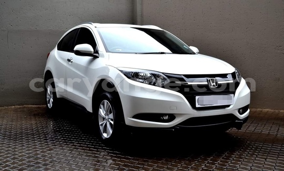 Buy Used Honda HR–V White Car in Windhoek in Namibia