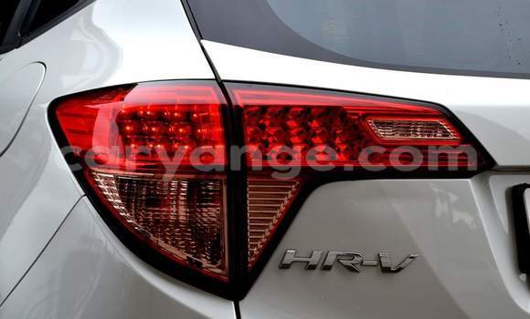 Buy Used Honda HR–V White Car in Windhoek in Namibia Buy Used Honda HR–V White Car in Windhoek in Namibia