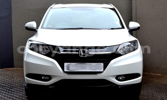 Buy Used Honda HR–V White Car in Windhoek in Namibia Buy Used Honda HR–V White Car in Windhoek in Namibia
