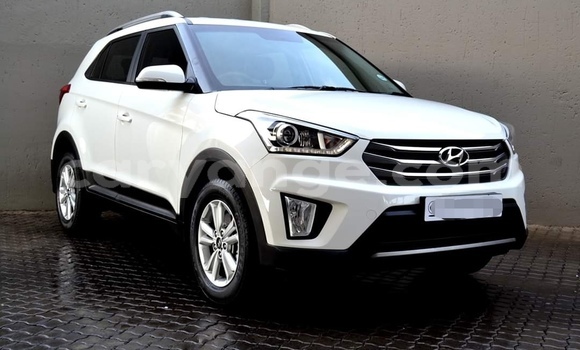 Buy Used Hyundai Creta White Car in Windhoek in Namibia
