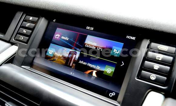 Acheter Occasion Voiture Land Rover Discovery Sport Blanc à Windhoek, Namibie Acheter Occasion Voiture Land Rover Discovery Sport Blanc à Windhoek, Namibie