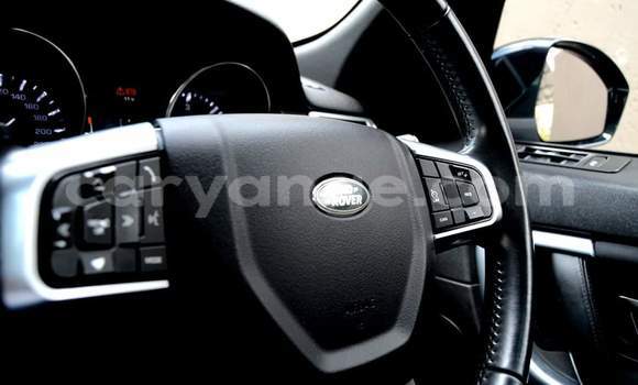 Acheter Occasion Voiture Land Rover Discovery Sport Blanc à Windhoek, Namibie Acheter Occasion Voiture Land Rover Discovery Sport Blanc à Windhoek, Namibie