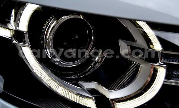 Acheter Occasion Voiture Land Rover Discovery Sport Blanc à Windhoek, Namibie Acheter Occasion Voiture Land Rover Discovery Sport Blanc à Windhoek, Namibie