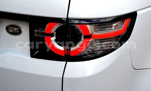 Acheter Occasion Voiture Land Rover Discovery Sport Blanc à Windhoek, Namibie Acheter Occasion Voiture Land Rover Discovery Sport Blanc à Windhoek, Namibie