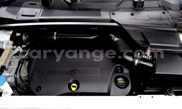 Acheter Occasion Voiture Land Rover Discovery Sport Blanc à Windhoek, Namibie Acheter Occasion Voiture Land Rover Discovery Sport Blanc à Windhoek, Namibie