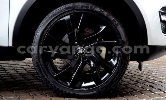 Acheter Occasion Voiture Land Rover Discovery Sport Blanc à Windhoek, Namibie Acheter Occasion Voiture Land Rover Discovery Sport Blanc à Windhoek, Namibie