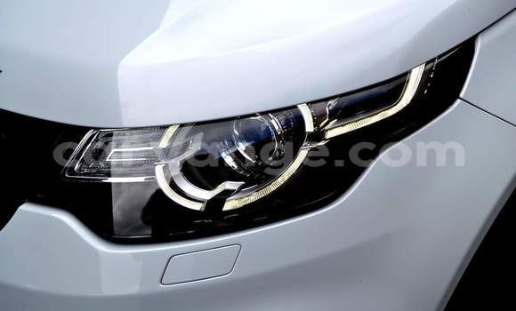 Acheter Occasion Voiture Land Rover Discovery Sport Blanc à Windhoek, Namibie Acheter Occasion Voiture Land Rover Discovery Sport Blanc à Windhoek, Namibie