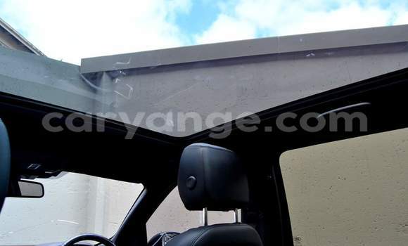 Acheter Occasion Voiture Land Rover Discovery Sport Blanc à Windhoek, Namibie Acheter Occasion Voiture Land Rover Discovery Sport Blanc à Windhoek, Namibie