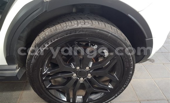 Acheter Occasion Voiture Land Rover Range Rover Evoque Blanc à Windhoek, Namibie Acheter Occasion Voiture Land Rover Range Rover Evoque Blanc à Windhoek, Namibie