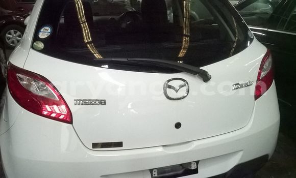 Buy Used Mazda 323 White Car in Walvis Bay in Namibia Buy Used Mazda 323 White Car in Walvis Bay in Namibia