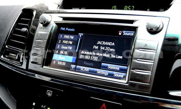 Buy Used Toyota Fortuner White Car in Windhoek in Namibia Buy Used Toyota Fortuner White Car in Windhoek in Namibia