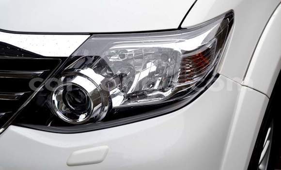 Buy Used Toyota Fortuner White Car in Windhoek in Namibia Buy Used Toyota Fortuner White Car in Windhoek in Namibia