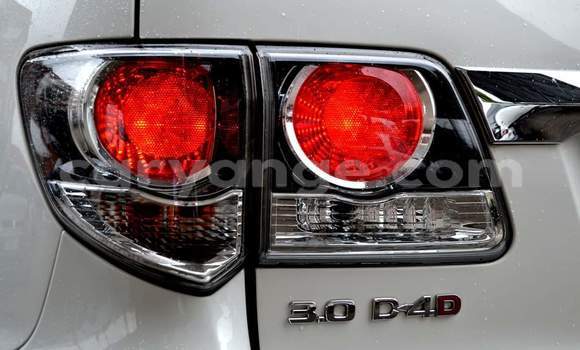 Buy Used Toyota Fortuner White Car in Windhoek in Namibia Buy Used Toyota Fortuner White Car in Windhoek in Namibia